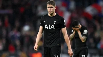 ميكي فان دي فين يصف خسارة توتنهام أمام أتلتيكو مدريد بسيناريو يوم القيامة